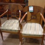 318 1342 CHAIRS